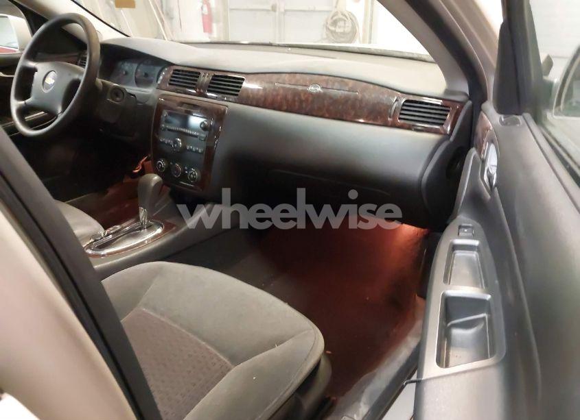 Photo 5 of 2012 Chevrolet Impala LS (VIN 2G1WF5E30C1173687)