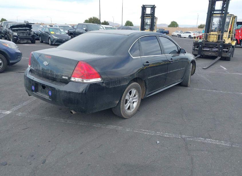 Photo 4 of 2013 Chevrolet Impala LS (VIN 2G1WF5E31D1240556)