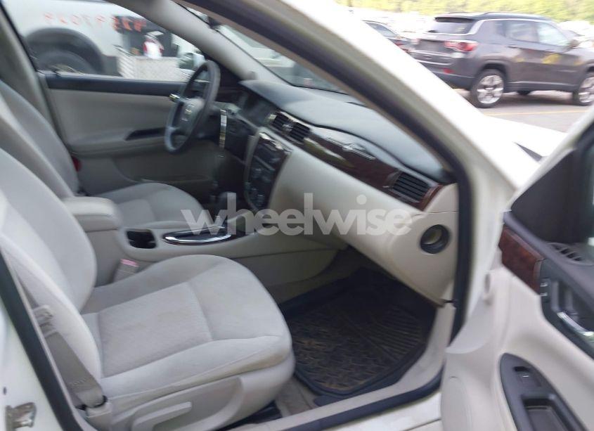 Photo 5 of 2012 Chevrolet Impala LS (VIN 2G1WF5E34C1139140)