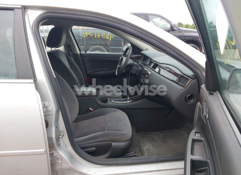 Photo 5 of 2012 Chevrolet Impala LS (VIN 2G1WF5E35C1174950)