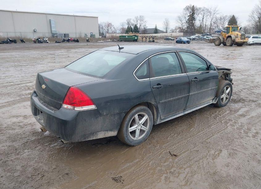 Photo 4 of 2013 Chevrolet Impala LS (VIN 2G1WF5E35D1206023)