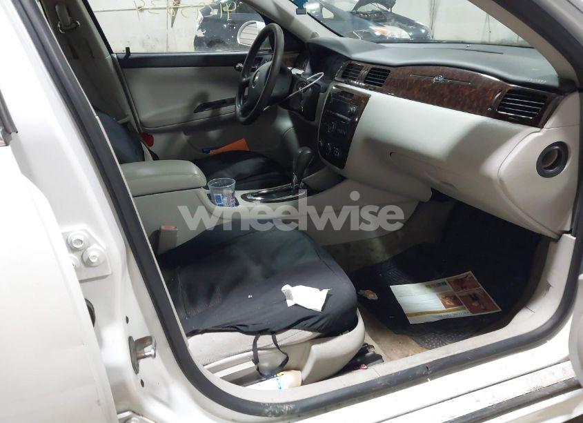 Photo 5 of 2013 Chevrolet Impala LS (VIN 2G1WF5E35D1219628)