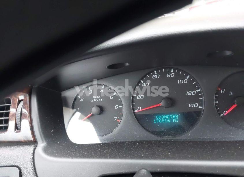 Photo 7 of 2012 Chevrolet Impala LS (VIN 2G1WF5E3XC1227268)