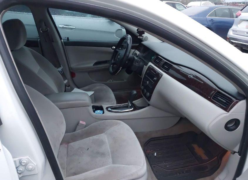 Photo 5 of 2013 Chevrolet Impala LS (VIN 2G1WF5E3XD1110730)