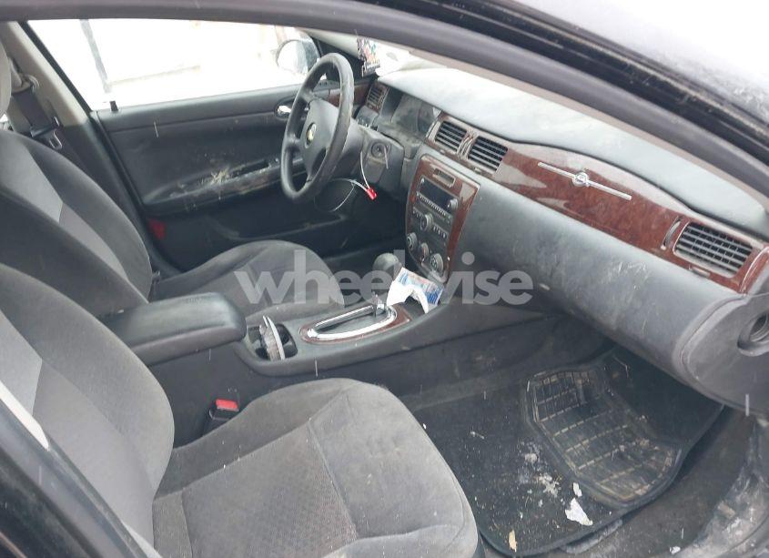 Photo 5 of 2011 Chevrolet Impala LS (VIN 2G1WF5EK1B1121748)