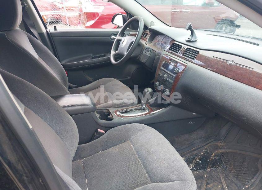 Photo 5 of 2011 Chevrolet Impala LS (VIN 2G1WF5EK2B1116283)