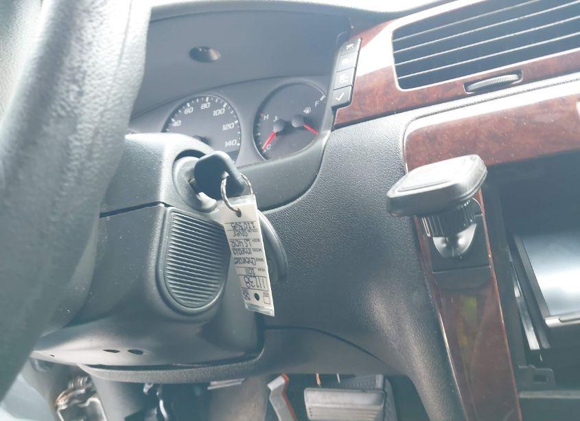 Photo 11 of 2011 Chevrolet Impala LS (VIN 2G1WF5EK2B1120365)