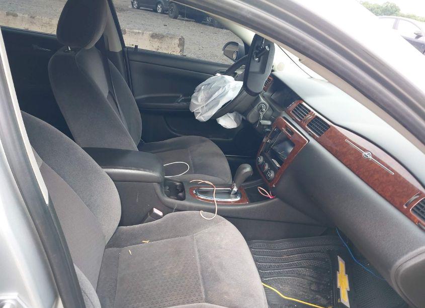 Photo 5 of 2011 Chevrolet Impala LS (VIN 2G1WF5EK2B1120365)