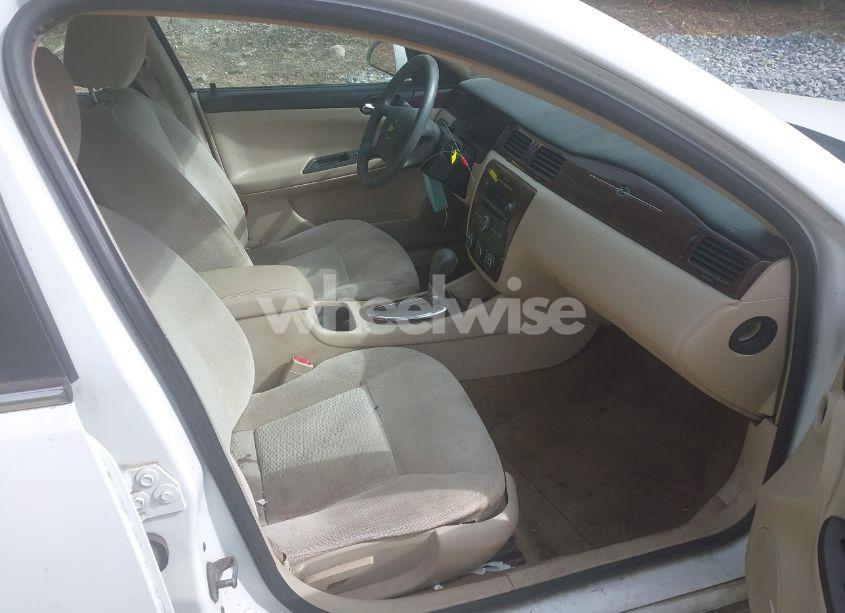 Photo 5 of 2011 Chevrolet Impala LS (VIN 2G1WF5EK7B1100256)