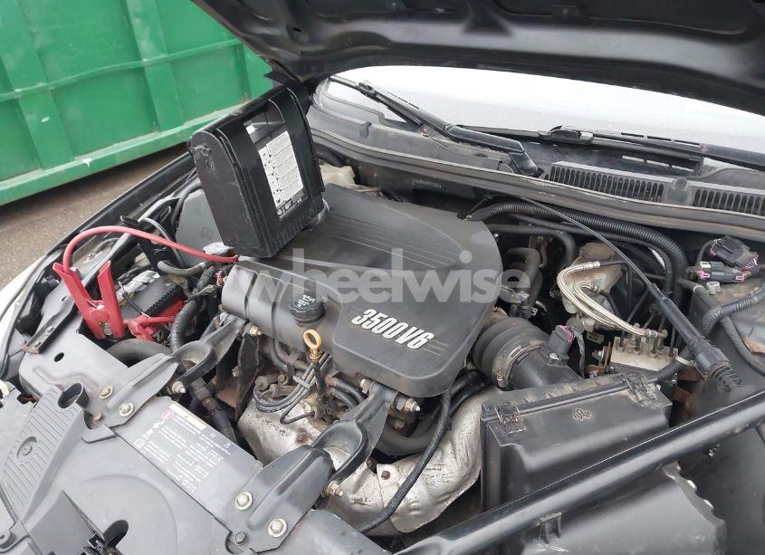 Photo 10 of 2011 Chevrolet Impala LS (VIN 2G1WF5EK9B1112487)