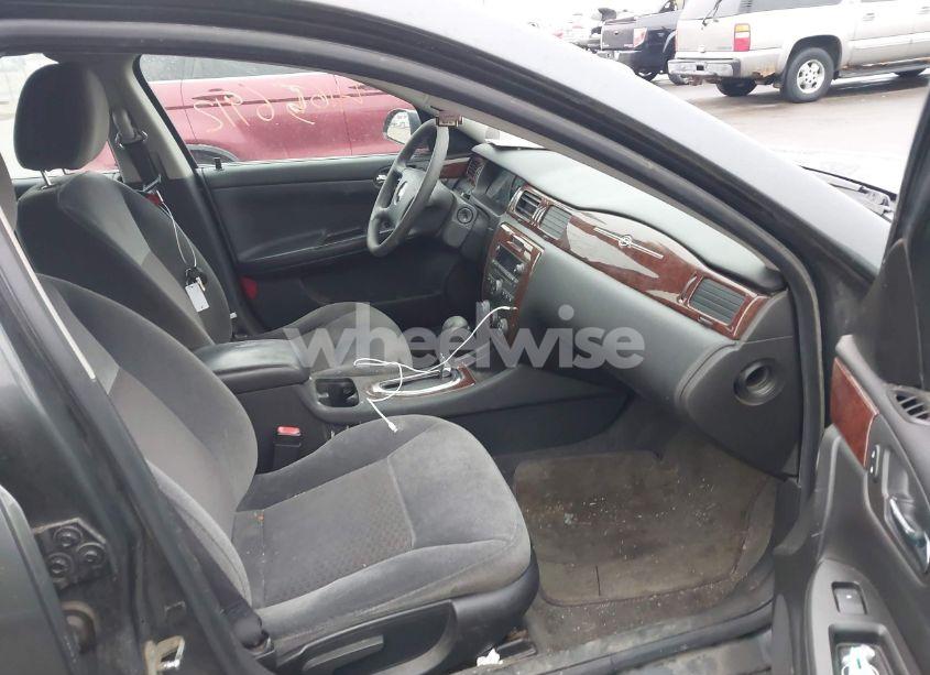 Photo 5 of 2011 Chevrolet Impala LS (VIN 2G1WF5EK9B1112487)