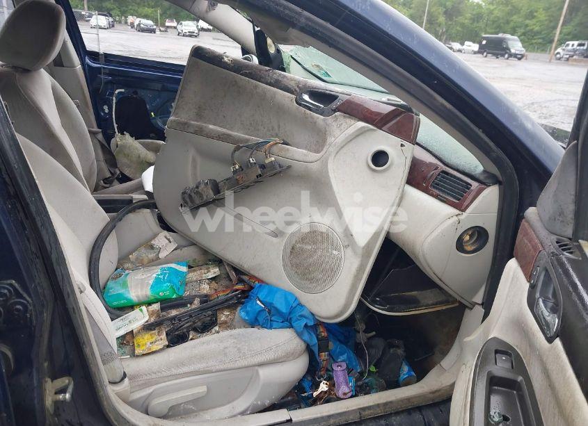 Photo 5 of 2011 Chevrolet Impala LS (VIN 2G1WF5EK9B1141603)