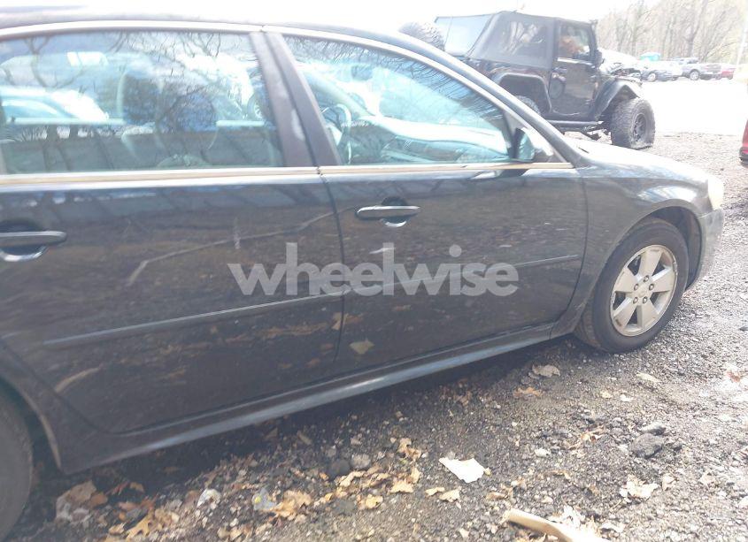 Photo 14 of 2011 Chevrolet Impala LS (VIN 2G1WF5EKXB1187747)