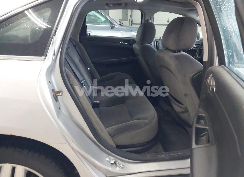 Photo 8 of 2012 Chevrolet Impala LT (VIN 2G1WG5E30C1232587)