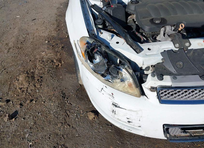 Photo 6 of 2012 Chevrolet Impala LT (VIN 2G1WG5E30C1281451)