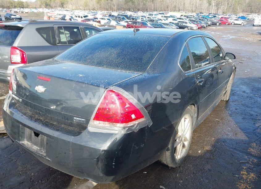 Photo 4 of 2013 Chevrolet Impala LT (VIN 2G1WG5E30D1109177)