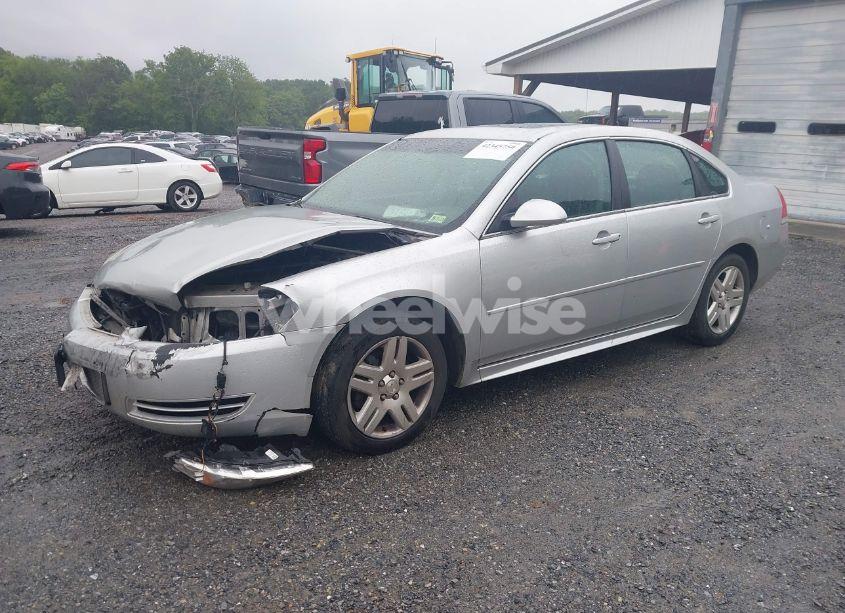 Photo 2 of 2013 Chevrolet Impala LT (VIN 2G1WG5E30D1114377)