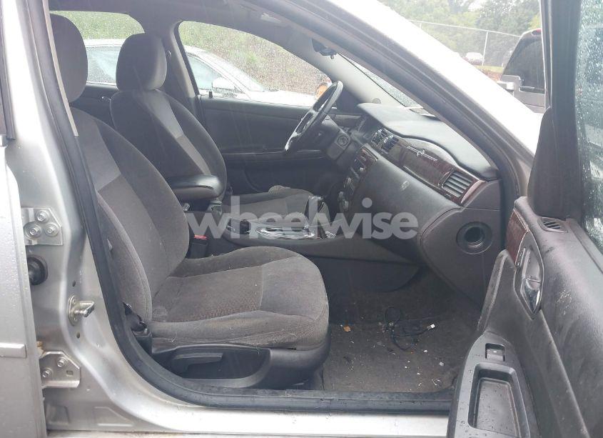 Photo 5 of 2013 Chevrolet Impala LT (VIN 2G1WG5E30D1114377)