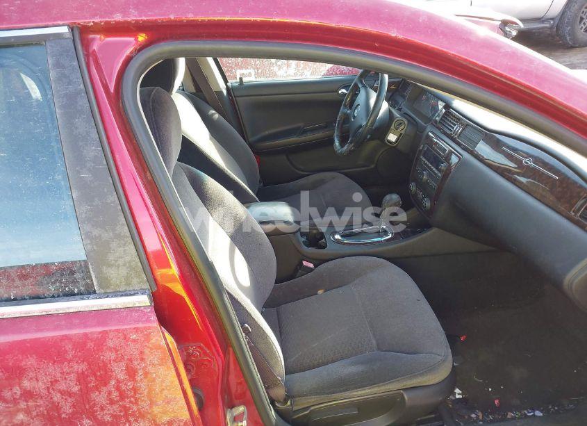 Photo 5 of 2013 Chevrolet Impala LT (VIN 2G1WG5E30D1179147)