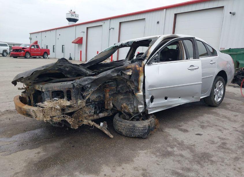 Photo 2 of 2013 Chevrolet Impala LT (VIN 2G1WG5E30D1259757)