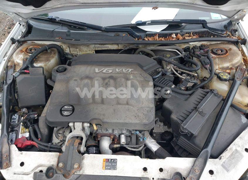 Photo 10 of 2013 Chevrolet Impala LT (VIN 2G1WG5E31D1180422)