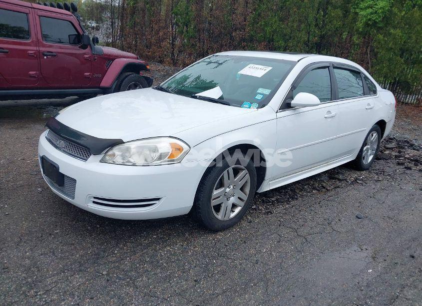 Photo 2 of 2013 Chevrolet Impala LT (VIN 2G1WG5E31D1180422)