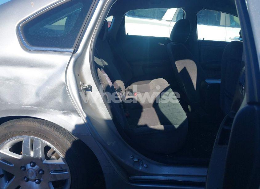 Photo 8 of 2013 Chevrolet Impala LT (VIN 2G1WG5E31D1247892)