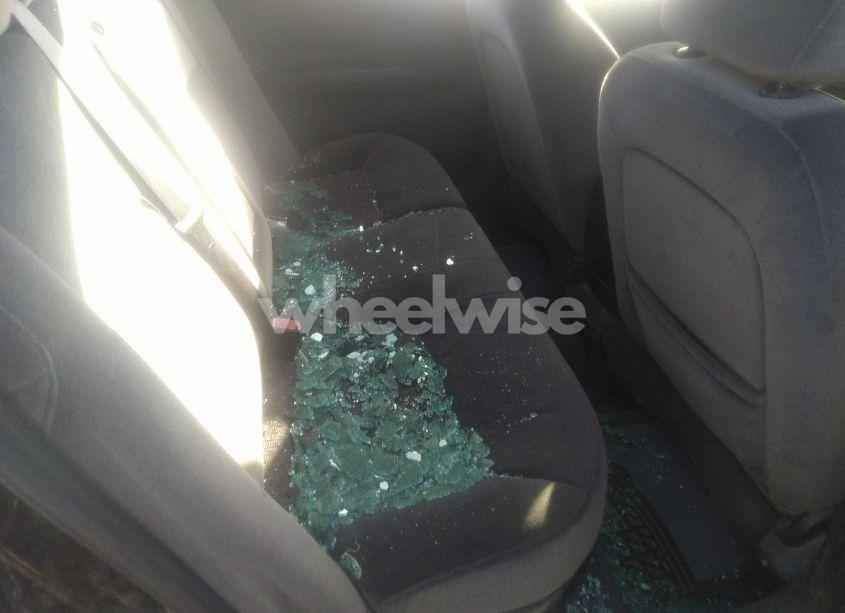 Photo 8 of 2012 Chevrolet Impala LT (VIN 2G1WG5E32C1105596)