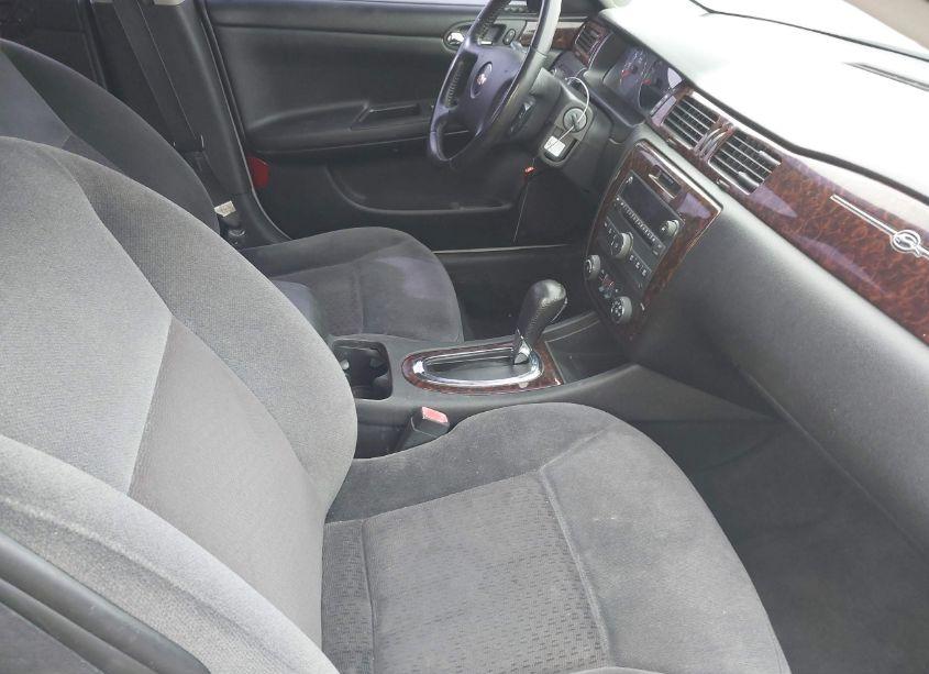 Photo 5 of 2012 Chevrolet Impala LT (VIN 2G1WG5E32C1136864)