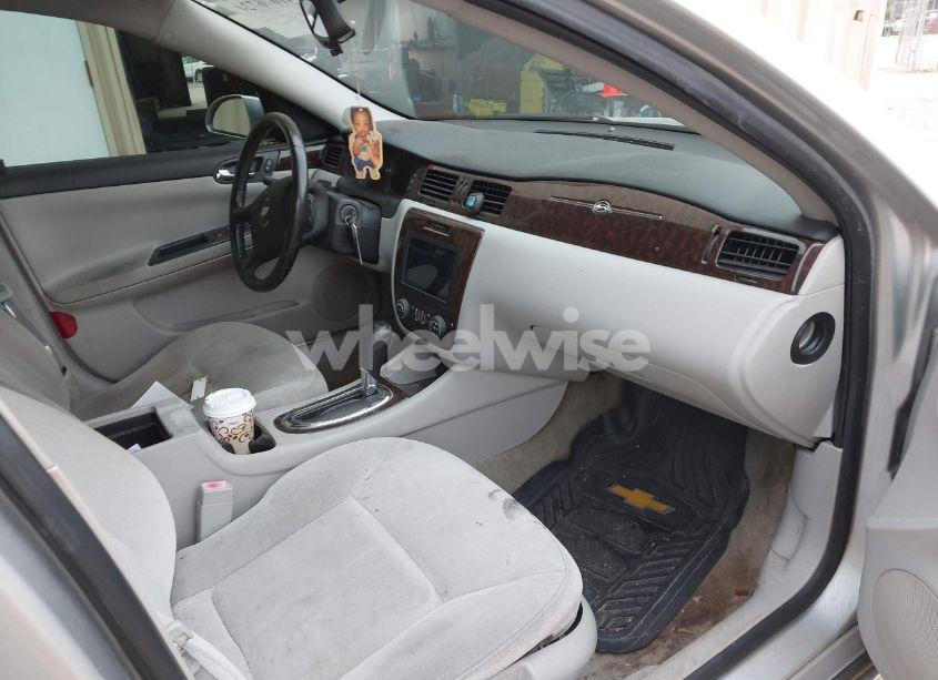 Photo 5 of 2012 Chevrolet Impala LT (VIN 2G1WG5E32C1247141)