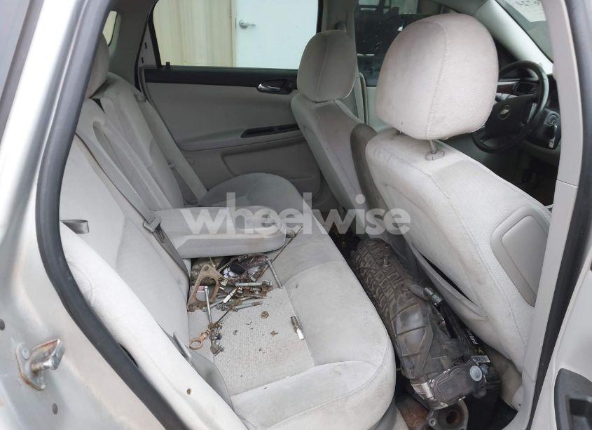 Photo 8 of 2012 Chevrolet Impala LT (VIN 2G1WG5E32C1247141)