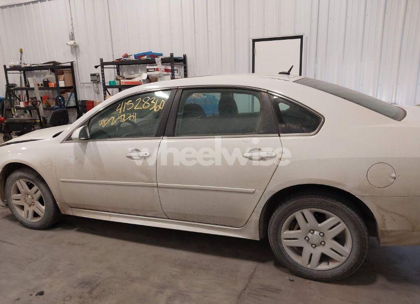 Photo 14 of 2012 Chevrolet Impala LT (VIN 2G1WG5E32C1261069)