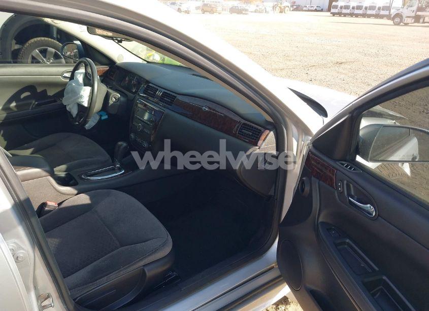 Photo 5 of 2012 Chevrolet Impala LT (VIN 2G1WG5E32C1264019)