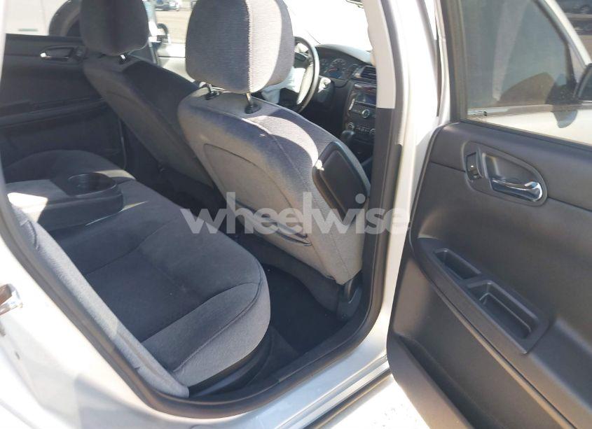 Photo 8 of 2012 Chevrolet Impala LT (VIN 2G1WG5E32C1264019)