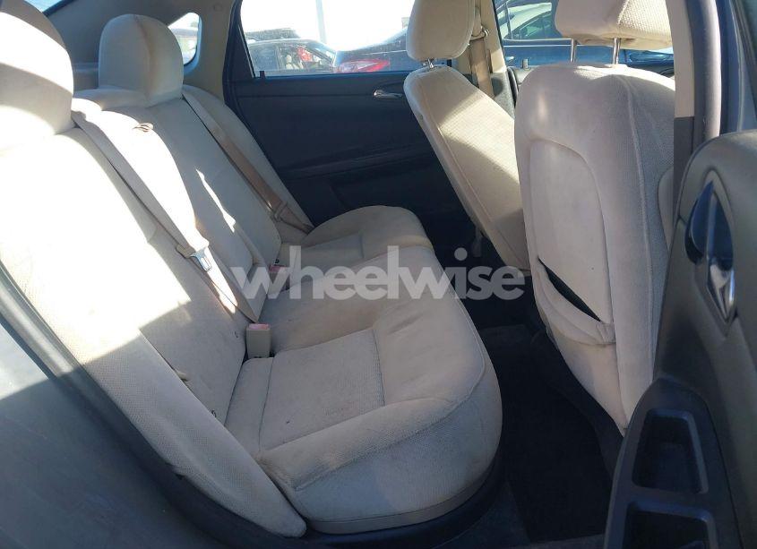 Photo 8 of 2013 Chevrolet Impala LT (VIN 2G1WG5E32D1130130)