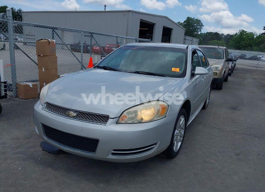 Photo 2 of 2013 Chevrolet Impala LT (VIN 2G1WG5E32D1138907)