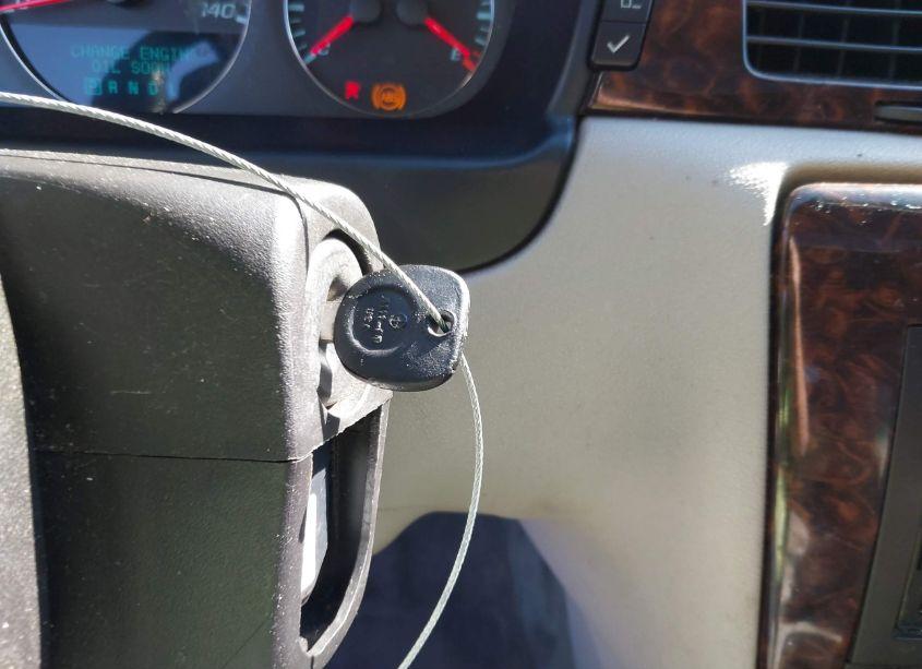 Photo 11 of 2013 Chevrolet Impala LT (VIN 2G1WG5E32D1159563)