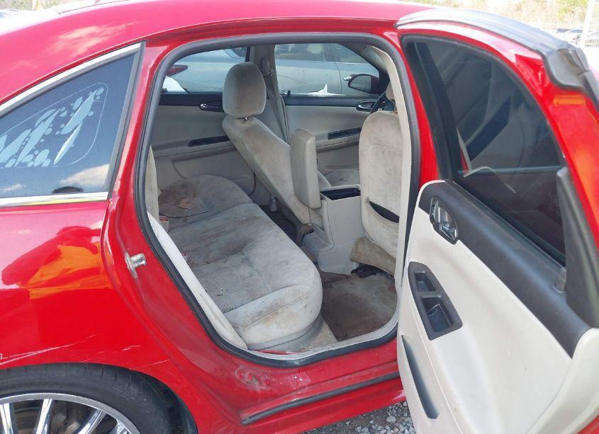 Photo 8 of 2013 Chevrolet Impala LT (VIN 2G1WG5E32D1159563)