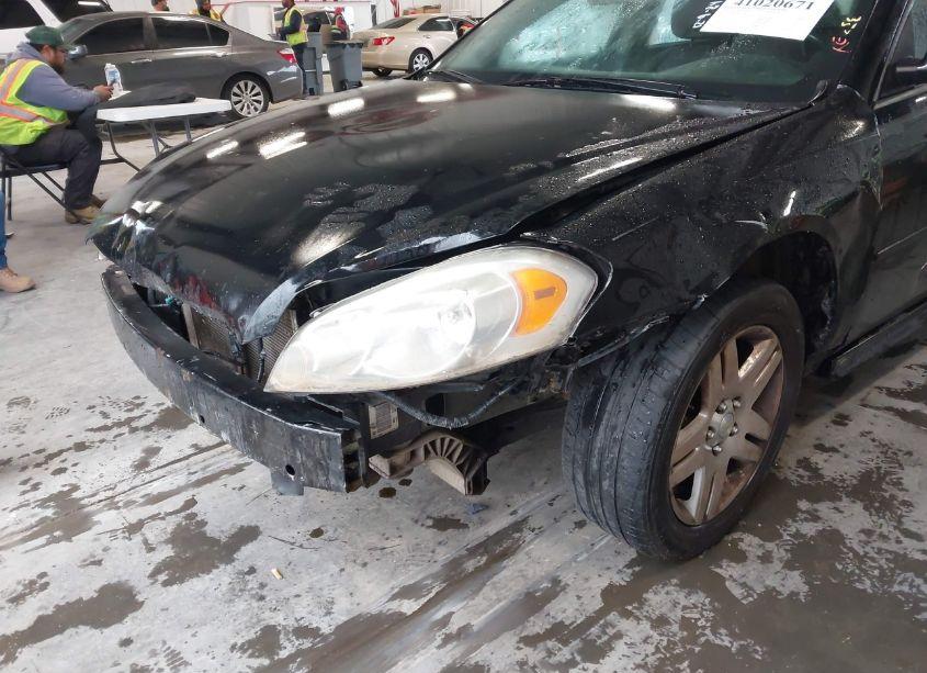 Photo 6 of 2013 Chevrolet Impala LT (VIN 2G1WG5E32D1170546)