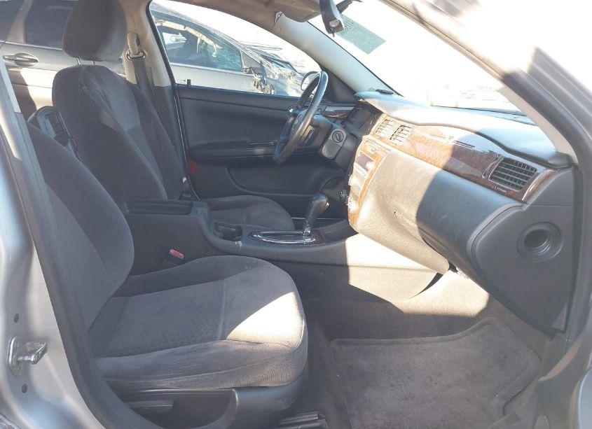 Photo 5 of 2013 Chevrolet Impala LT (VIN 2G1WG5E32D1220393)