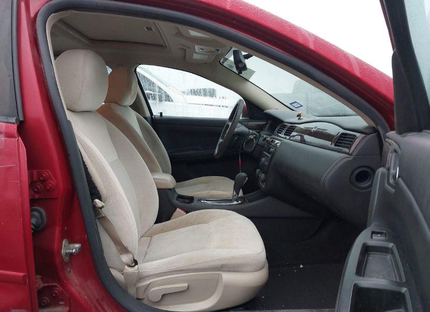 Photo 5 of 2013 Chevrolet Impala LT (VIN 2G1WG5E32D1244077)