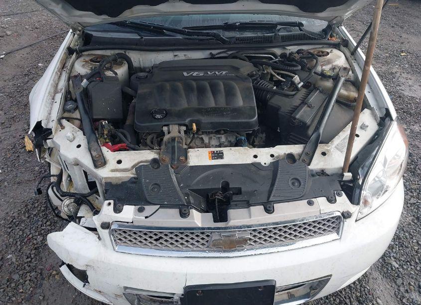 Photo 10 of 2012 Chevrolet Impala LT (VIN 2G1WG5E33C1242711)