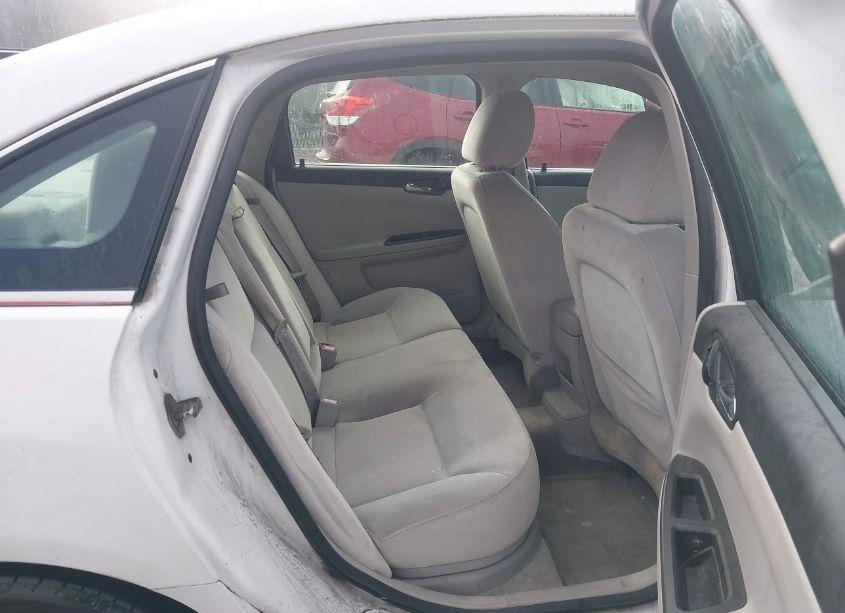 Photo 8 of 2012 Chevrolet Impala LT (VIN 2G1WG5E33C1242711)