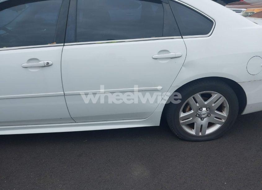 Photo 6 of 2013 Chevrolet Impala LT (VIN 2G1WG5E33D1233122)