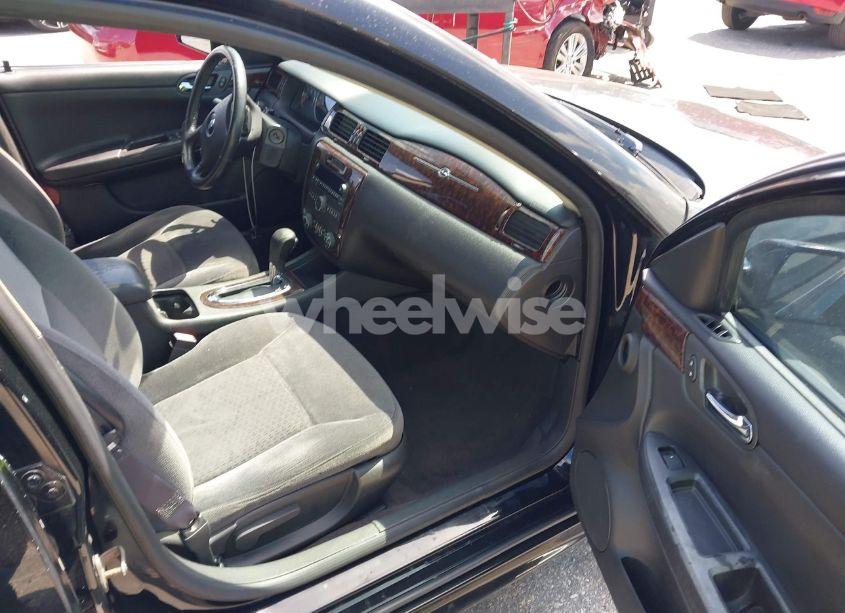 Photo 5 of 2013 Chevrolet Impala LT (VIN 2G1WG5E33D1239681)