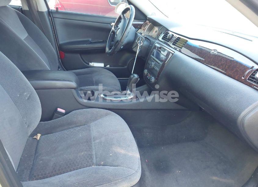 Photo 5 of 2012 Chevrolet Impala LT (VIN 2G1WG5E34C1162348)