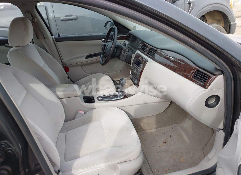 Photo 5 of 2013 Chevrolet Impala LT (VIN 2G1WG5E34D1127844)