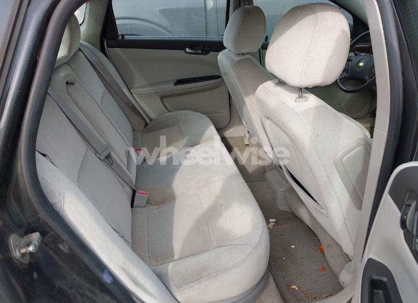 Photo 8 of 2013 Chevrolet Impala LT (VIN 2G1WG5E34D1127844)