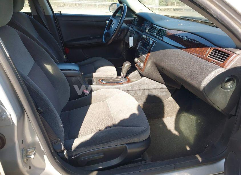 Photo 5 of 2012 Chevrolet Impala LT (VIN 2G1WG5E35C1191096)