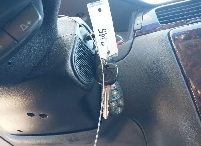 Photo 11 of 2012 Chevrolet Impala LT (VIN 2G1WG5E35C1290789)